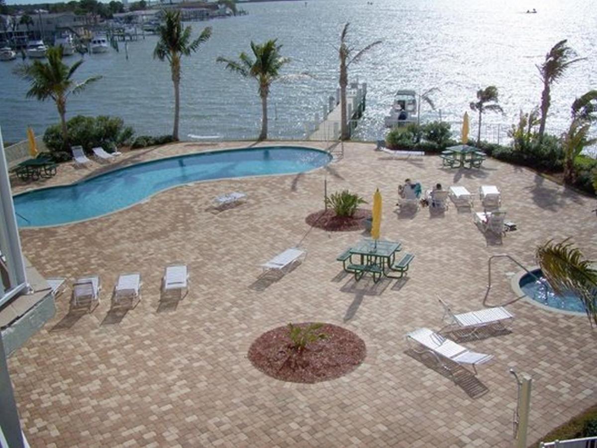 Boca Ciega Resort By Travel Resort Services St. Petersburg Exterior photo