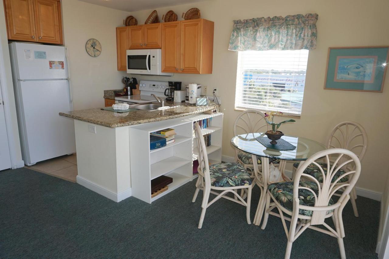Boca Ciega Resort By Travel Resort Services St. Petersburg Exterior photo