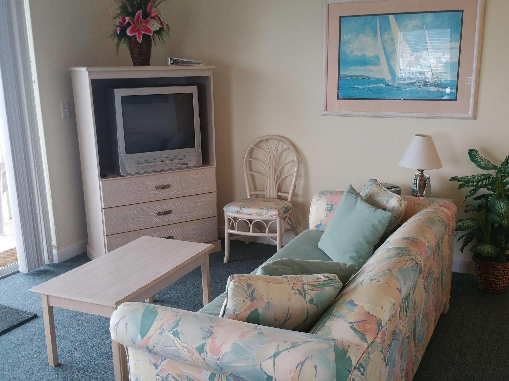 Boca Ciega Resort By Travel Resort Services St. Petersburg Exterior photo