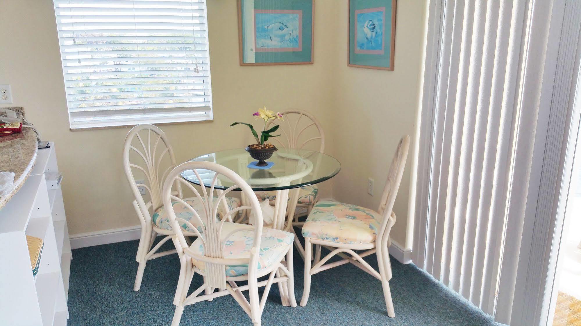Boca Ciega Resort By Travel Resort Services St. Petersburg Exterior photo